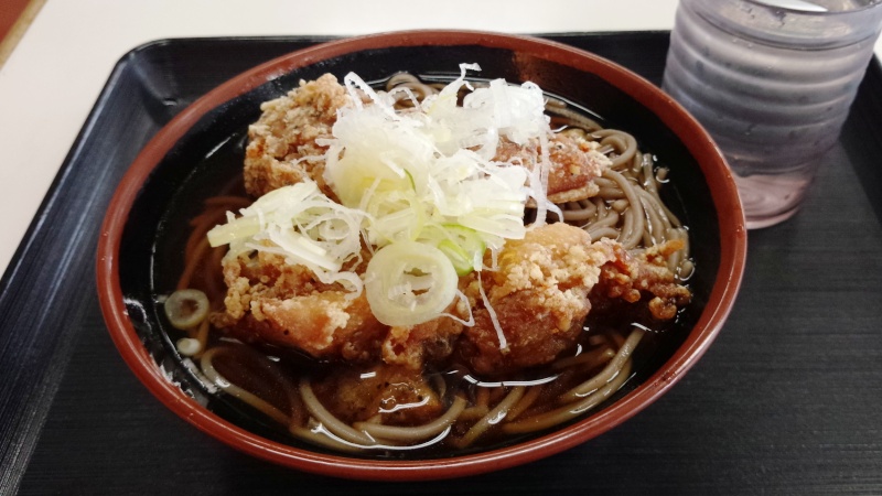 唐揚げ蕎麦