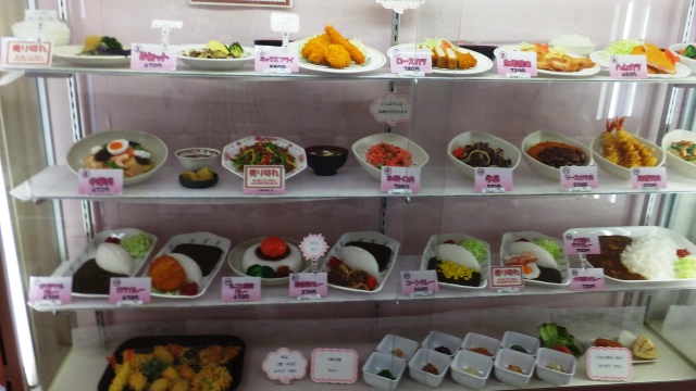 本館6階食堂の陳列棚