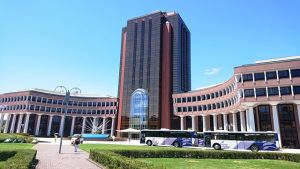中川財閥の本社ビル|八王子市某所!?にて